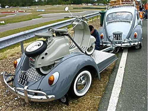 The guy must've really love his Volkswagen Beetle to create a custom trailer