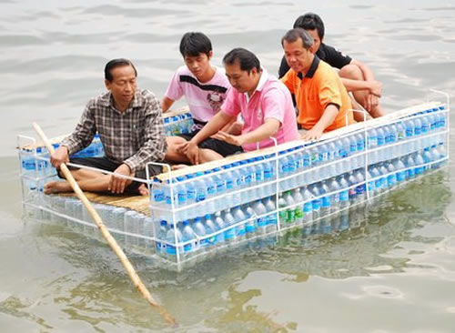 thai-flood-bottle-water-boat.jpg